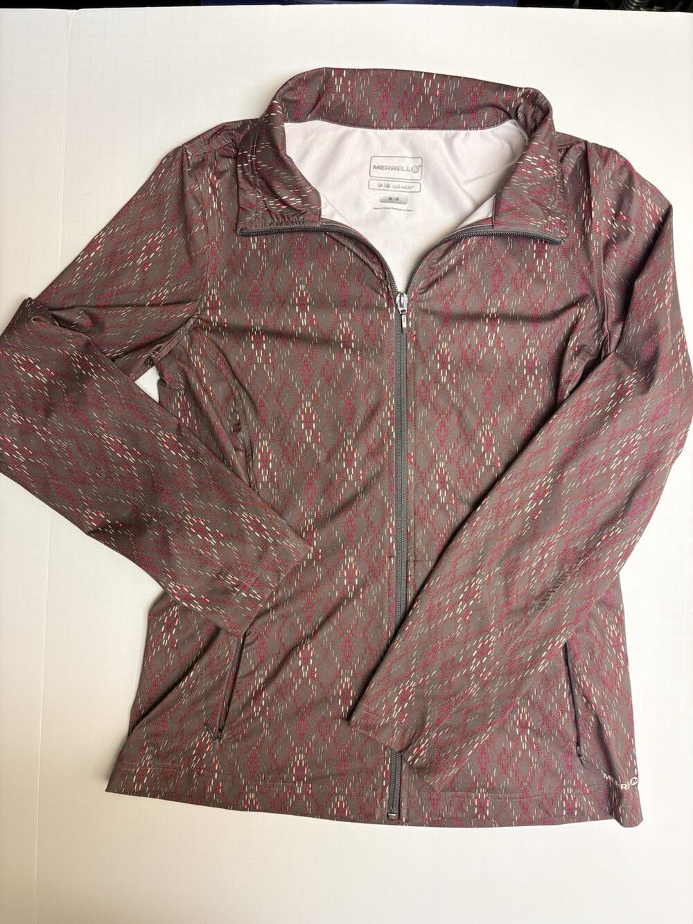 Merrell Women’s Med Opti-Wick full zip jacket pink athletic workout